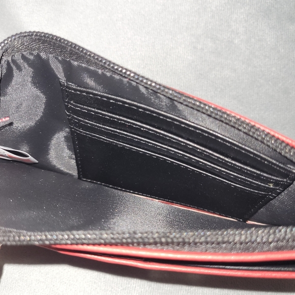 Harry Potter Wallet Wristlet - Picture 7 of 16